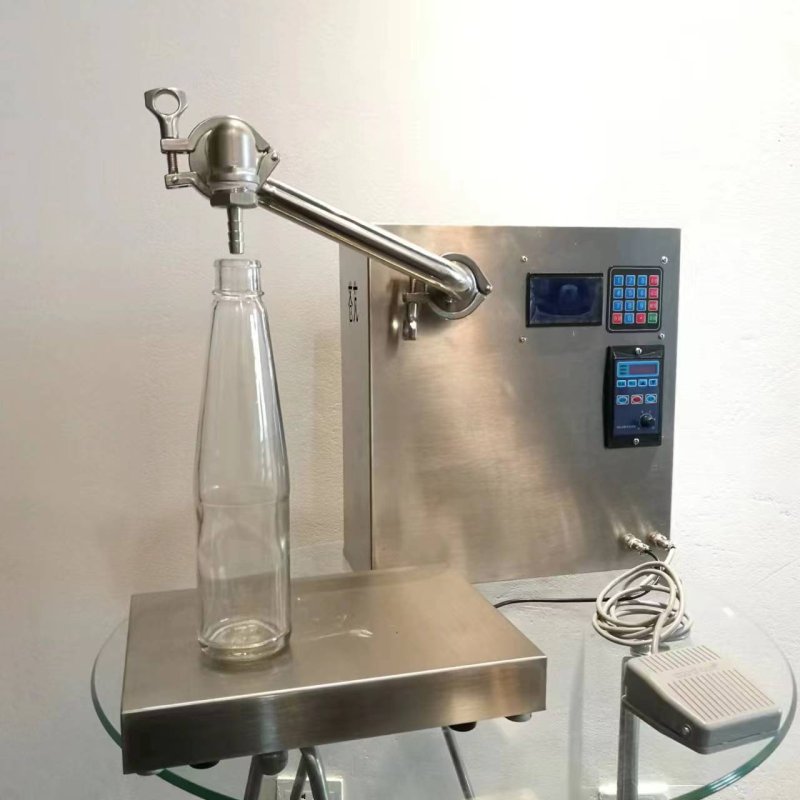 Soy Sauce Filling Machine