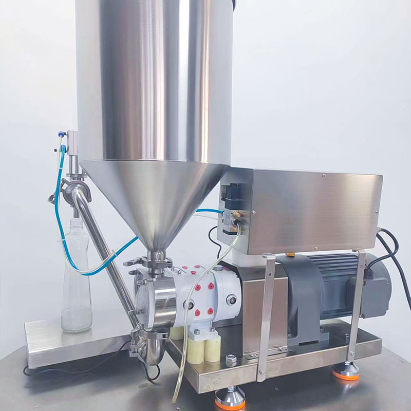 Semi-Automatic Sauce Filling Machine